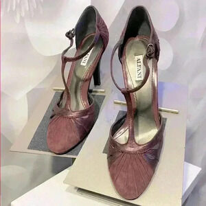 Alfani Genoviepur Women’s Ankle Strap Burgundy Heels